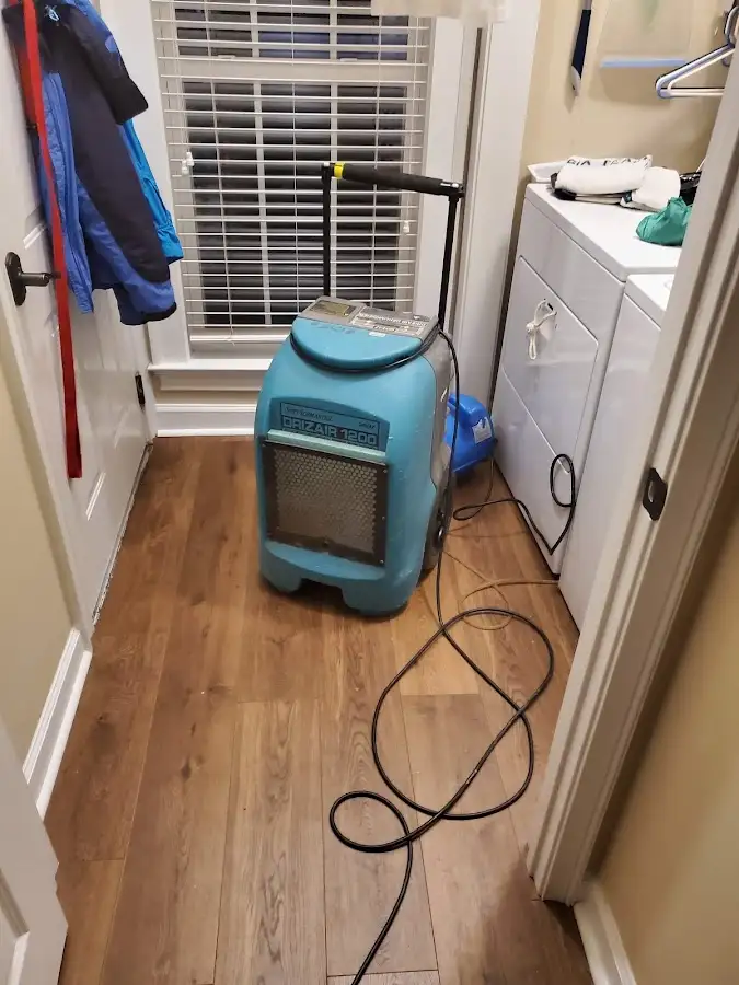 Commercial dehumidifier deployed for Flood Damage Cleanup in Bartonville